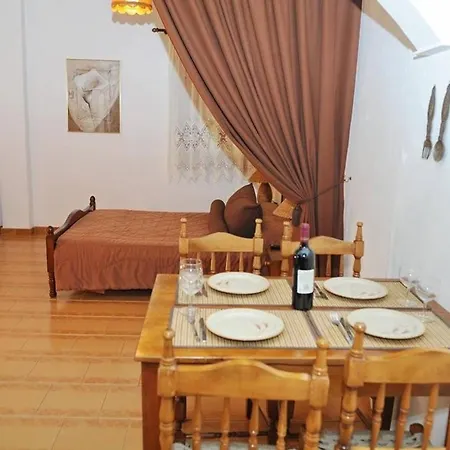 Avec 1 chambre *