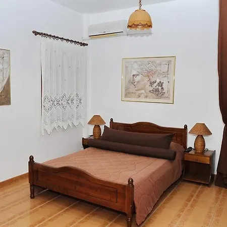 Avec 1 chambre * Avía